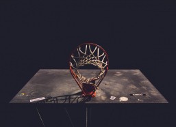 华体会登陆入口-湖人主场响起东契奇MVP呼声，詹姆斯沉默以对引Skip Bayless犀利点评