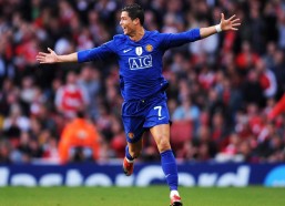 华体会入口-勒沃库森CEO坦言，世界第一雄心遭遇资源差异，俱乐部务实战略重塑未来