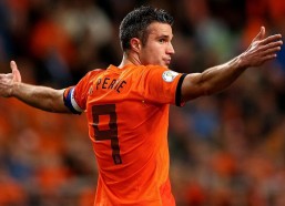 华体会登陆入口：中甲联赛激战连场，成都读秒绝杀绿城，亚泰稳健告捷，人和惨败北体大