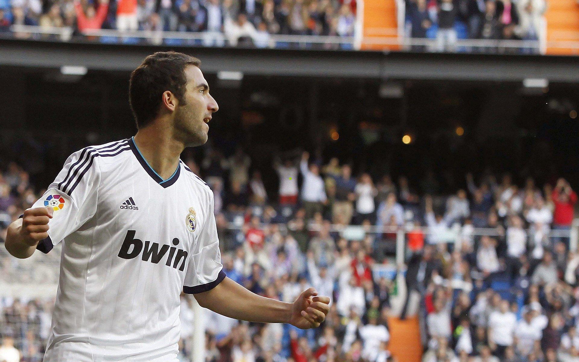 活塞新星闪耀，邓罗领衔首发阵容，底特律青年军掀起战术革命